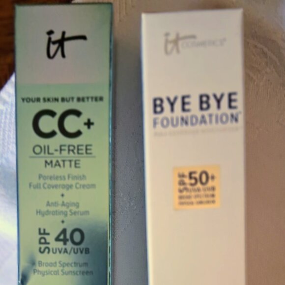 Supremo it Cosmetics Makeup Kit - Picture 10 of 12